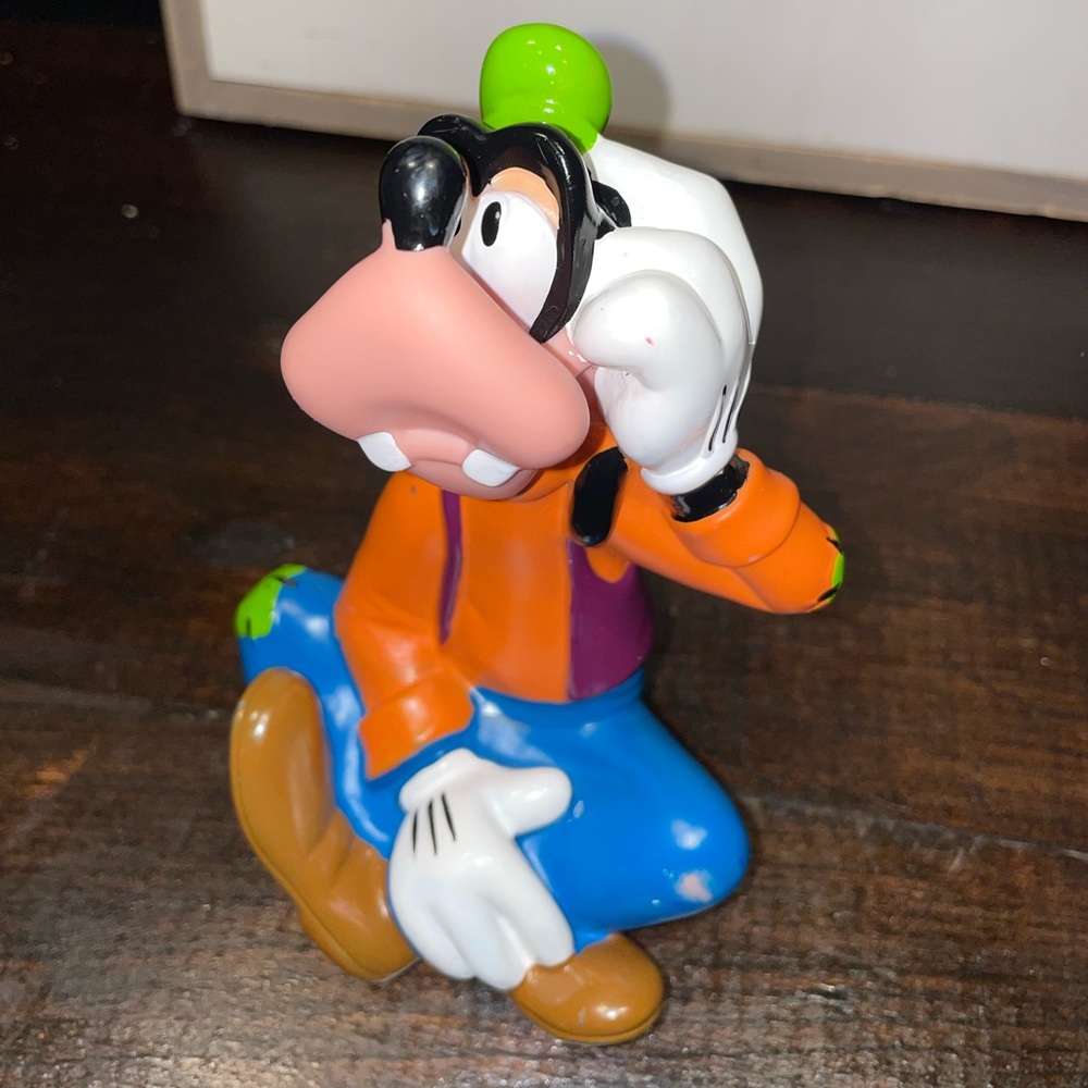 Collectible Rare Vintage Walt Disney Goofy Hard Plastic Rubber Toy